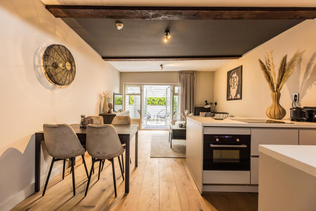 Eclectic Loft 'Pinot Noir' Apartment Den Haag Bagian luar foto