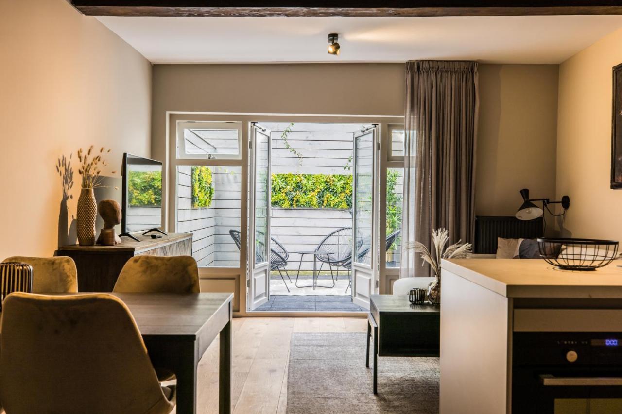 Eclectic Loft 'Pinot Noir' Apartment Den Haag Bagian luar foto